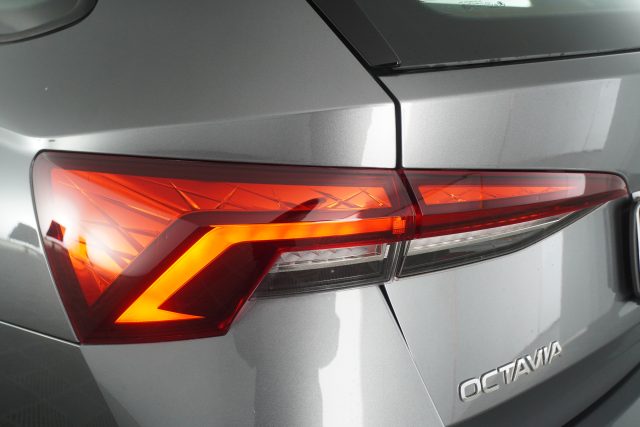 SKODA Octavia usata 15