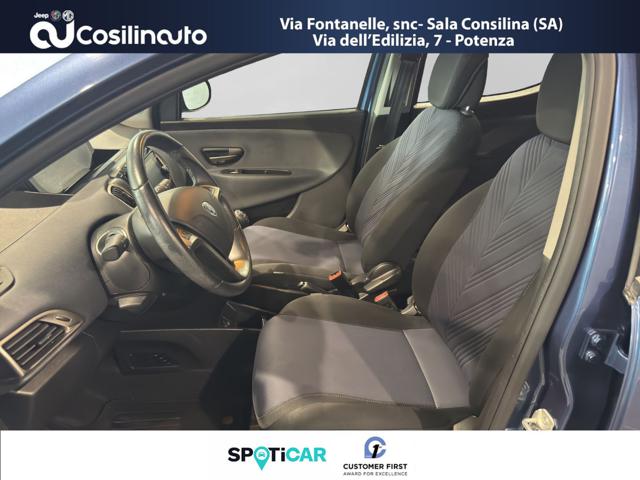 LANCIA Ypsilon usata, con Controllo trazione