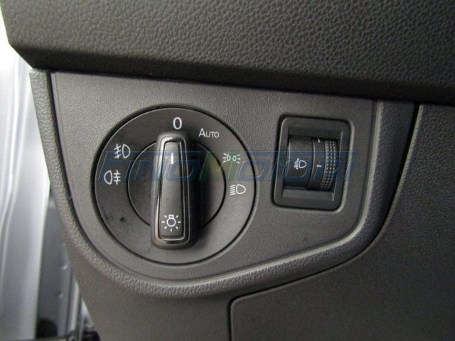 VOLKSWAGEN Polo usata, con Autoradio digitale