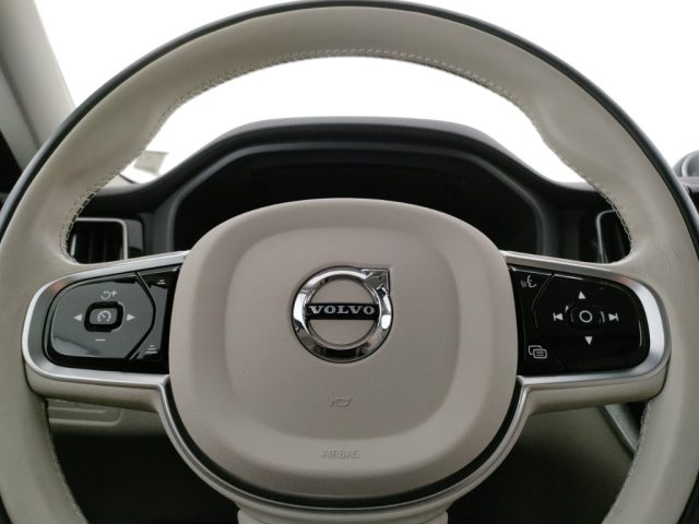 VOLVO XC60 usata, con Portellone posteriore elettrico