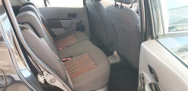 RENAULT Grand Modus usata, con Cronologia tagliandi