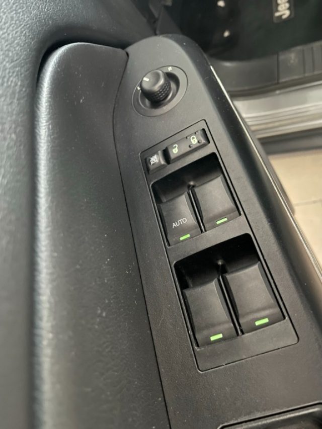 JEEP Compass usata, con Regolazione elettrica sedili