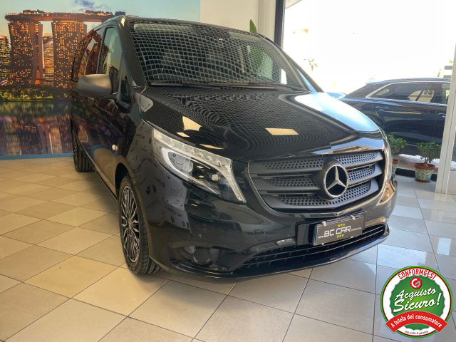 MERCEDES-BENZ Vito usata, con Airbag Passeggero
