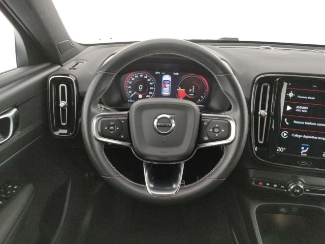 VOLVO XC40 usata, con Park Distance Control