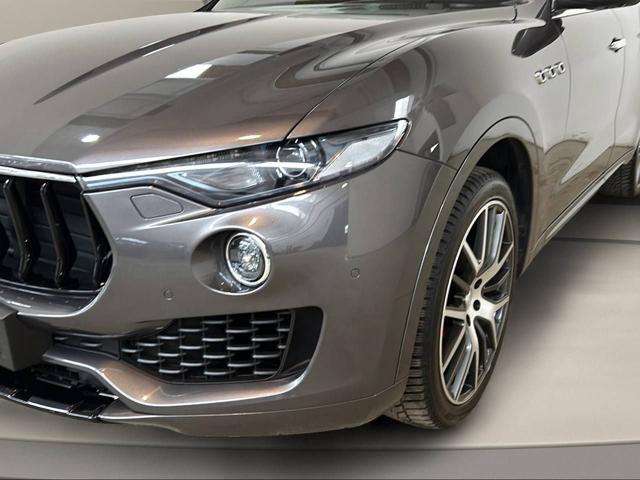 MASERATI Levante usata, con Fari LED