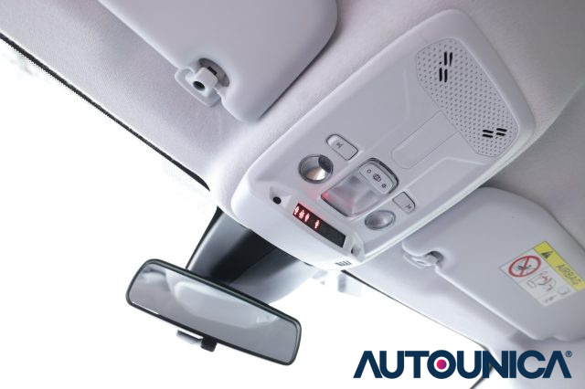 PEUGEOT 208 usata, con Sensore di luce
