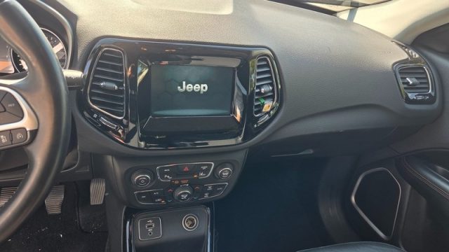 JEEP Compass usata, con Servosterzo