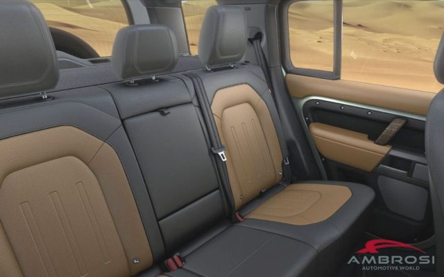 LAND ROVER Defender usata 10