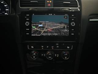 VOLKSWAGEN Golf usata, con Frenata d