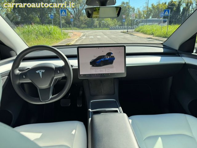 TESLA Model Y usata, con Park Distance Control