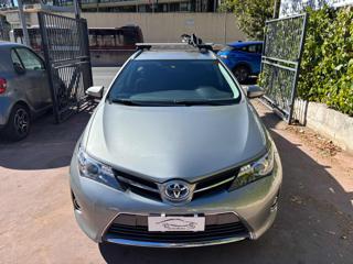 TOYOTA Auris usata, con Airbag
