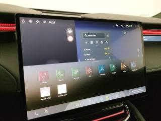 LOTUS Eletre usata, con Touch screen