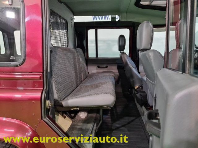 LAND ROVER Defender usata, con Hill holder