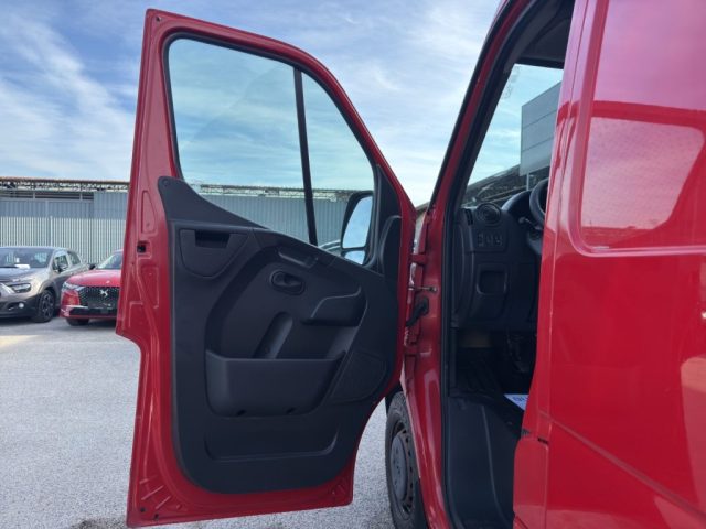 RENAULT Master usata, con Bluetooth