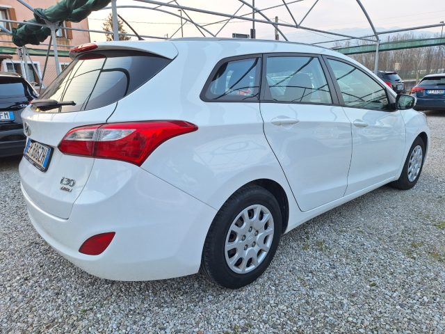 HYUNDAI i30 usata, con Antifurto