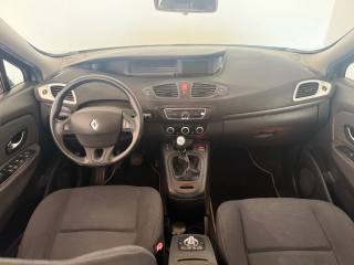 RENAULT Scenic usata 13