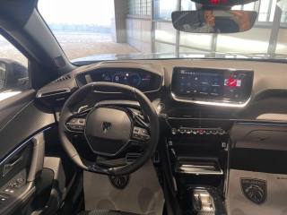 PEUGEOT 2008 usata, con Touch screen