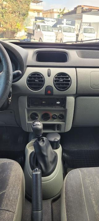 RENAULT Kangoo usata, con Sedile posteriore sdoppiato