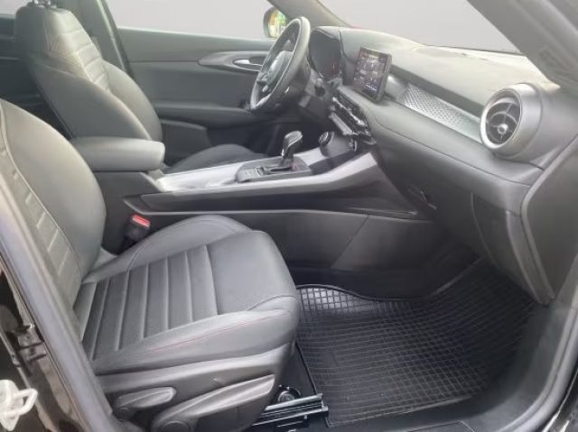 ALFA ROMEO Tonale usata, con Controllo automatico clima