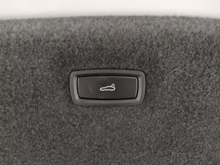 PORSCHE Taycan usata, con Isofix