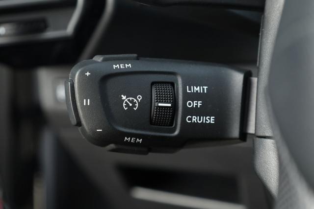 DS AUTOMOBILES DS 7 usata, con Touch screen