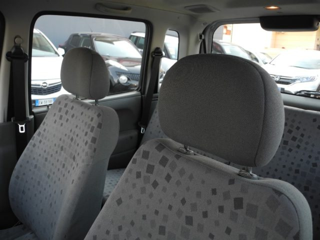 OPEL Agila usata 30