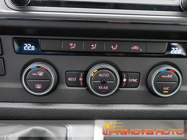 VOLKSWAGEN Caravelle usata, con Airbag Passeggero