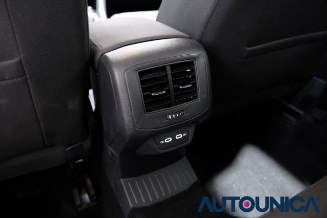 VOLKSWAGEN T-Roc usata, con Adaptive Cruise Control