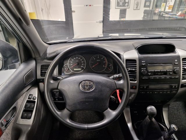 TOYOTA Land Cruiser usata, con Portapacchi