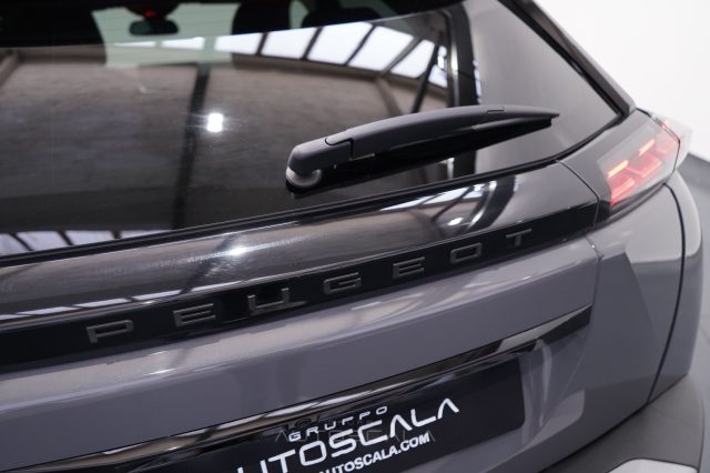 PEUGEOT 2008 usata, con Airbag testa