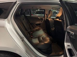 VOLVO V60 usata 16