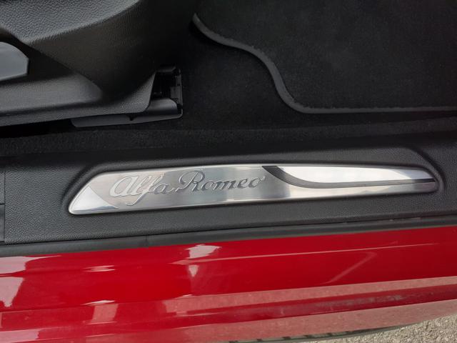 ALFA ROMEO Giulia usata, con Apple CarPlay