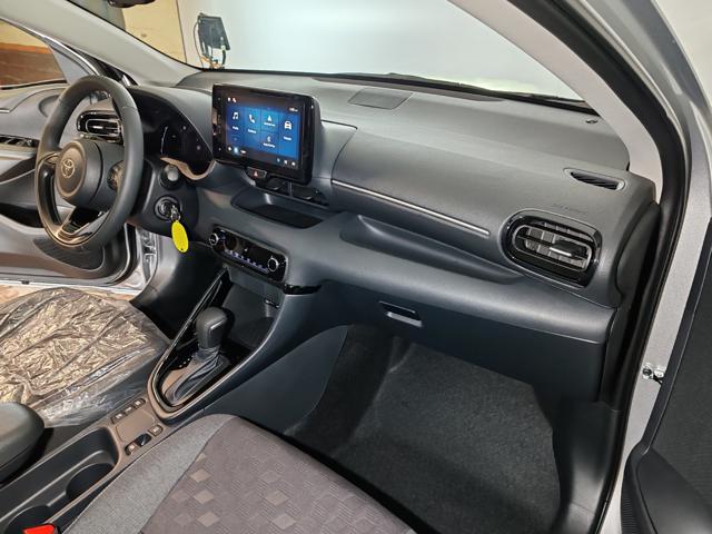 TOYOTA Yaris usata, con Sedile posteriore sdoppiato