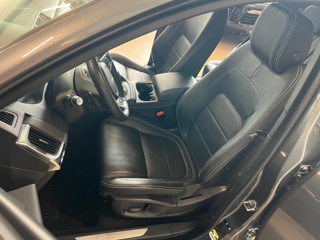JAGUAR E-Pace usata, con ESP