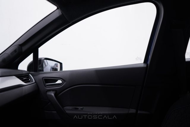 RENAULT Captur usata, con Sensori di parcheggio posteriori