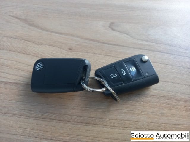VOLKSWAGEN T-Cross usata, con Airbag testa