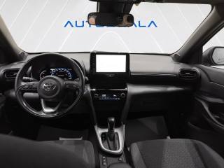 TOYOTA Yaris Cross usata, con Fari LED