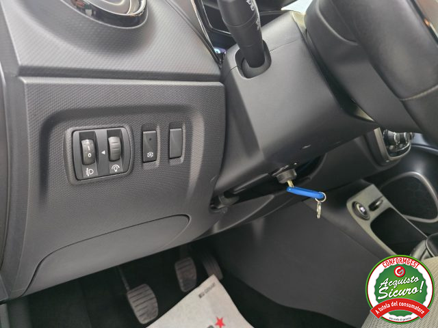 RENAULT Captur usata 17