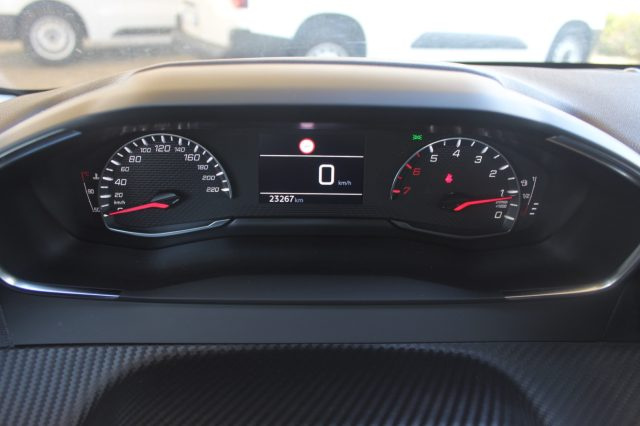 PEUGEOT 208 usata 12