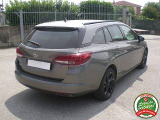 OPEL Astra usata, con Climatizzatore