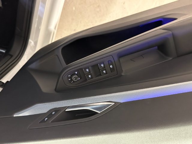 VOLKSWAGEN Golf usata, con Chiusura centralizzata