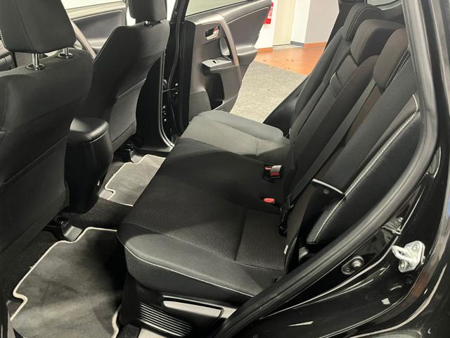 TOYOTA RAV 4 usata, con Servosterzo