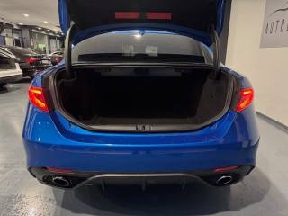 ALFA ROMEO Giulia usata, con USB