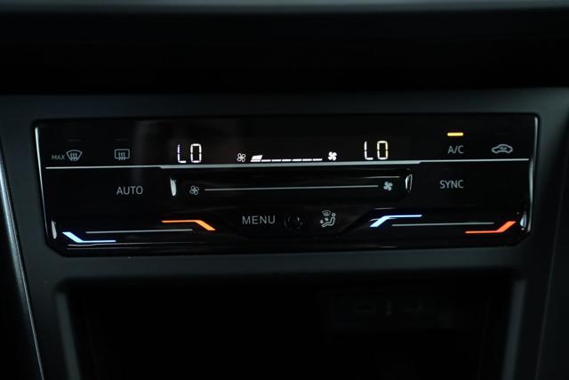VOLKSWAGEN Polo usata, con Volante multifunzione