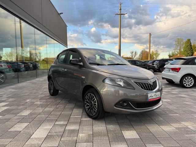 LANCIA Ypsilon usata, con Airbag