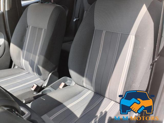 FORD Fiesta usata, con Chiusura centralizzata