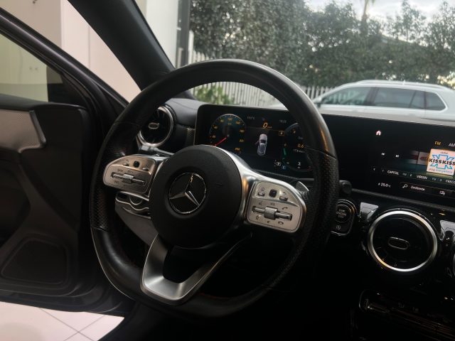 MERCEDES-BENZ A 180 usata, con Bracciolo