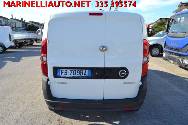 OPEL Combo usata, con Controllo trazione