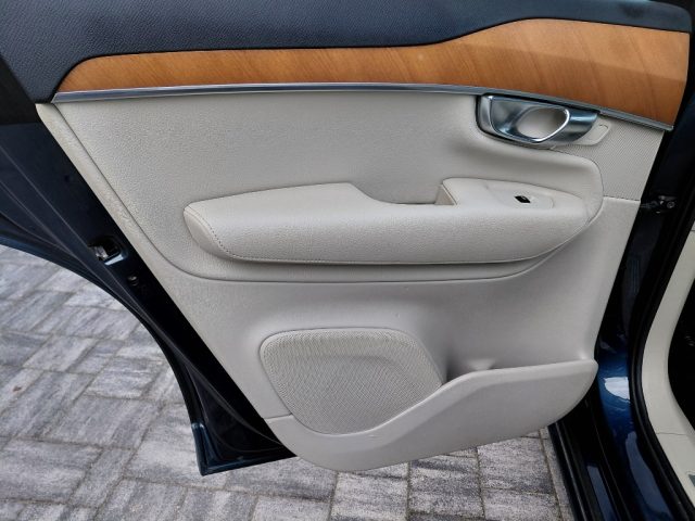 VOLVO XC90 usata, con Servosterzo