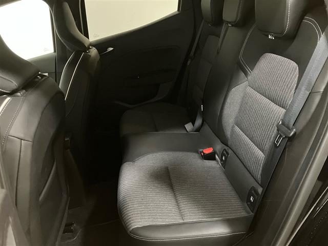 RENAULT Clio usata, con Sensori di parcheggio posteriori